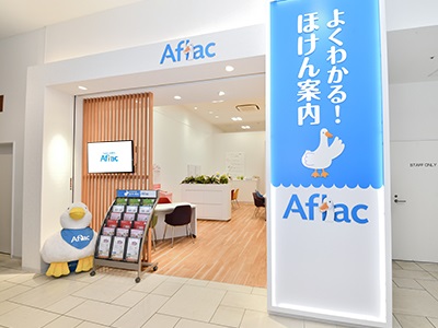 店内・スタッフの紹介01