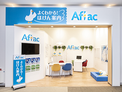 店内・スタッフの紹介01