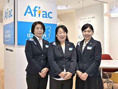 店内・スタッフの紹介02