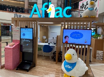 店内・スタッフの紹介01