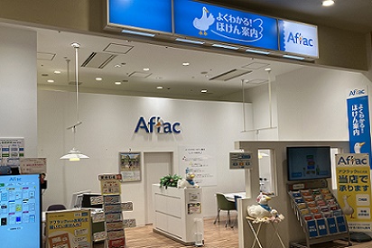 店内・スタッフの紹介01