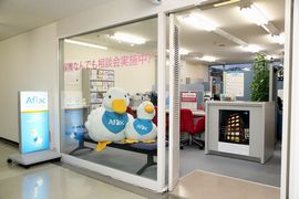 店内・スタッフの紹介01