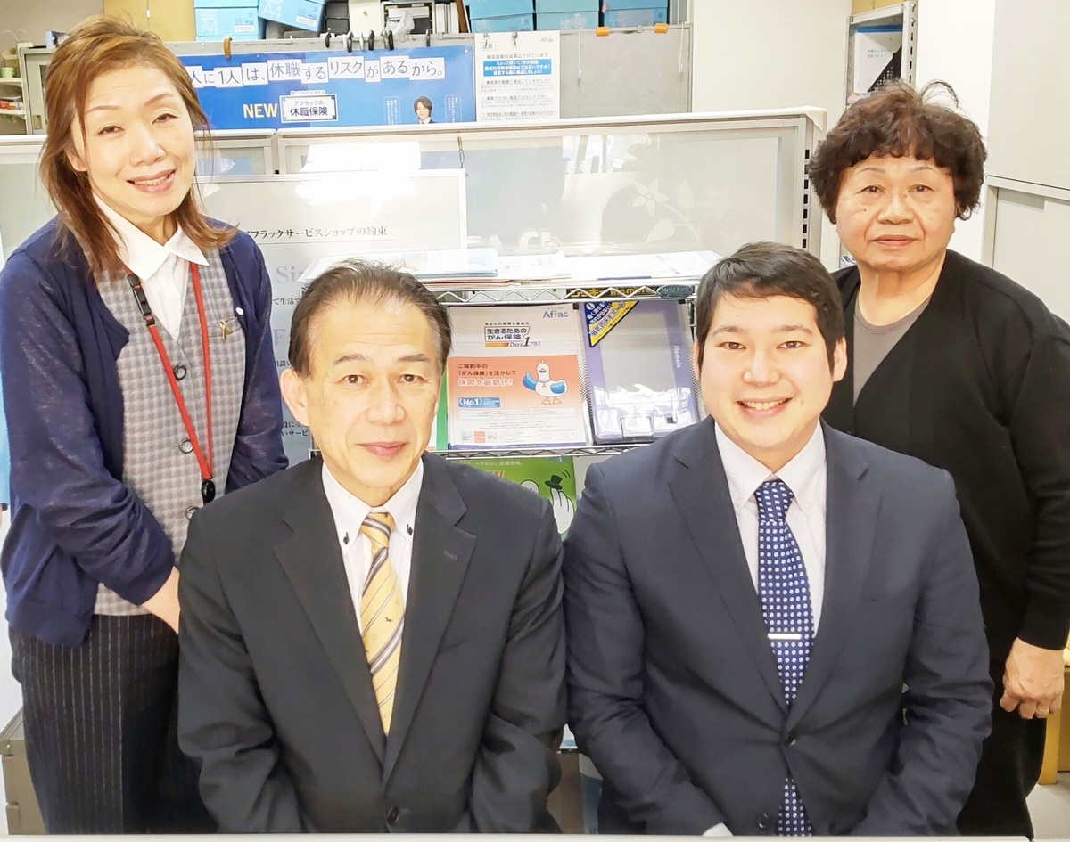 店内・スタッフの紹介02