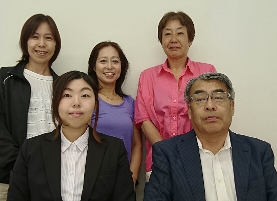 店内・スタッフの紹介02